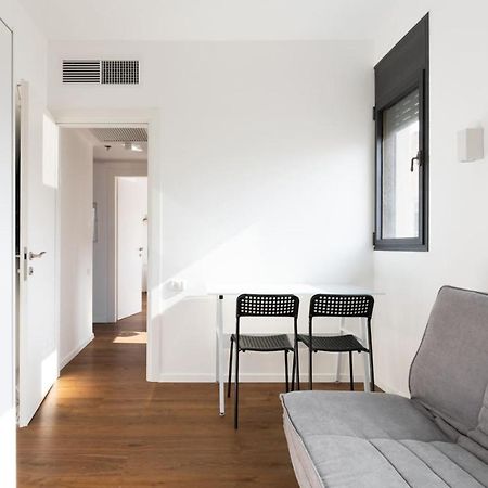 Elegant Apartment W Balcony & Mamad In Heart Of Tel Aviv By Sea N' Rent Exterior photo
