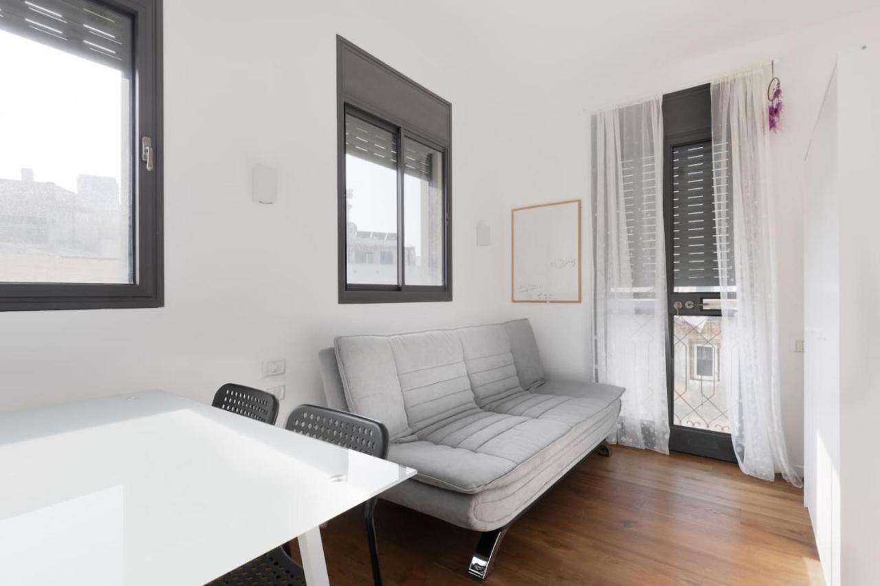 Elegant Apartment W Balcony & Mamad In Heart Of Tel Aviv By Sea N' Rent Exterior photo