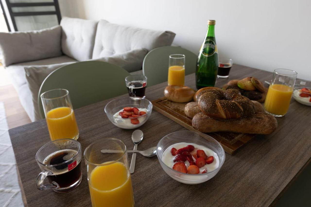 Elegant Apartment W Balcony & Mamad In Heart Of Tel Aviv By Sea N' Rent Exterior photo